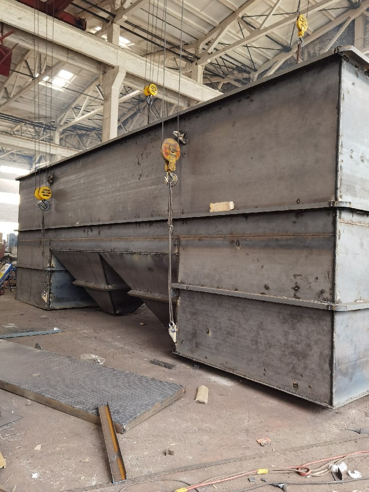 污水處理技術(shù)新進(jìn)展:斜板沉淀池展現(xiàn)卓越性能